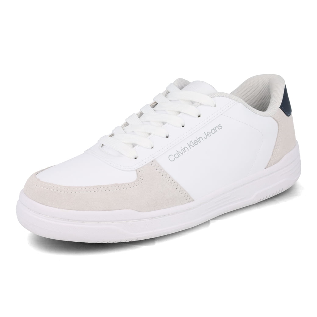 Tênis Calvin Klein couro branco com fechamento em cadarço vista superior
